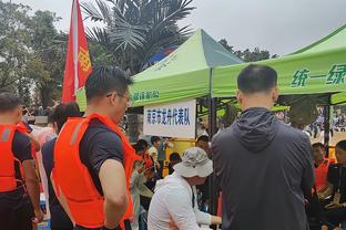 荷媒：滕哈赫很享受在曼联的时光，不可能今夏回归阿贾克斯